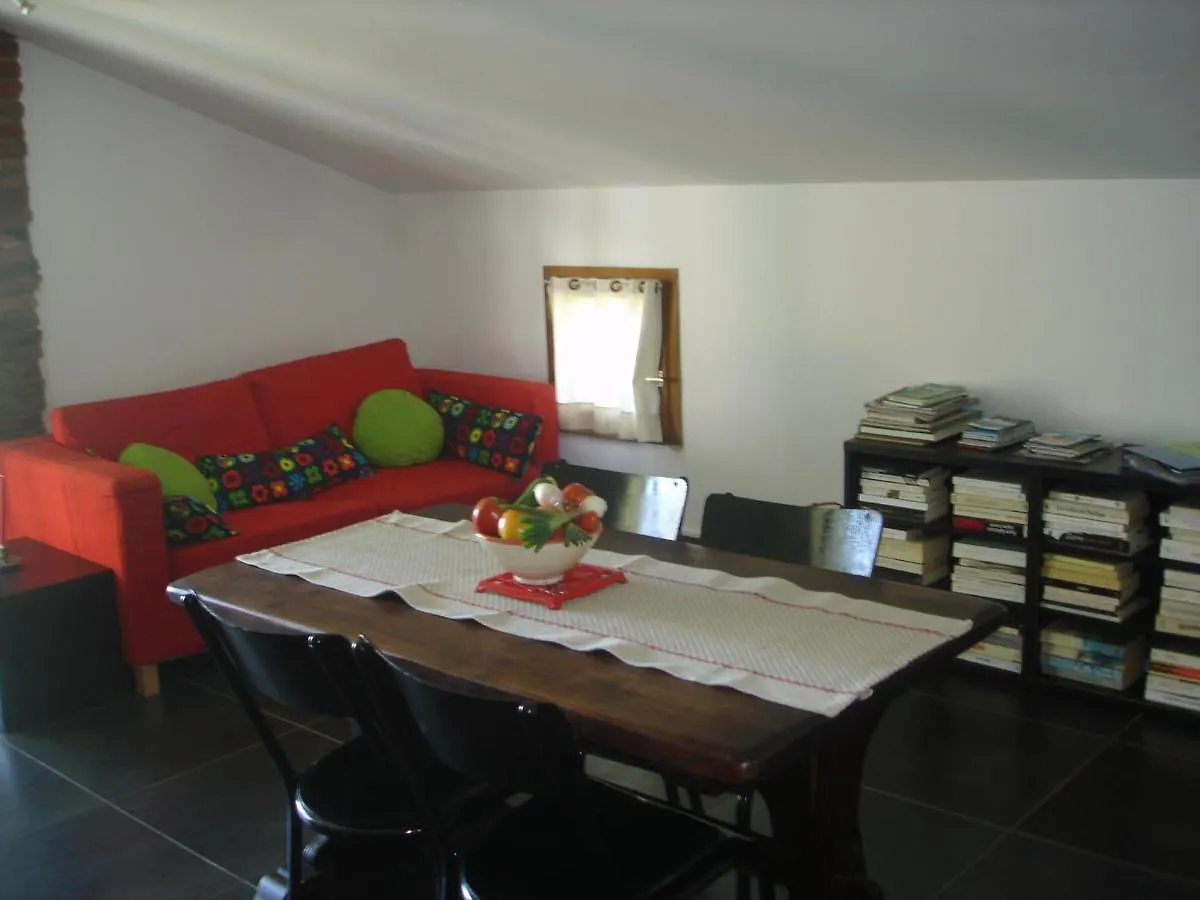 Holiday home Location Gite 4 Personnes Mazeres - La Petite Maison