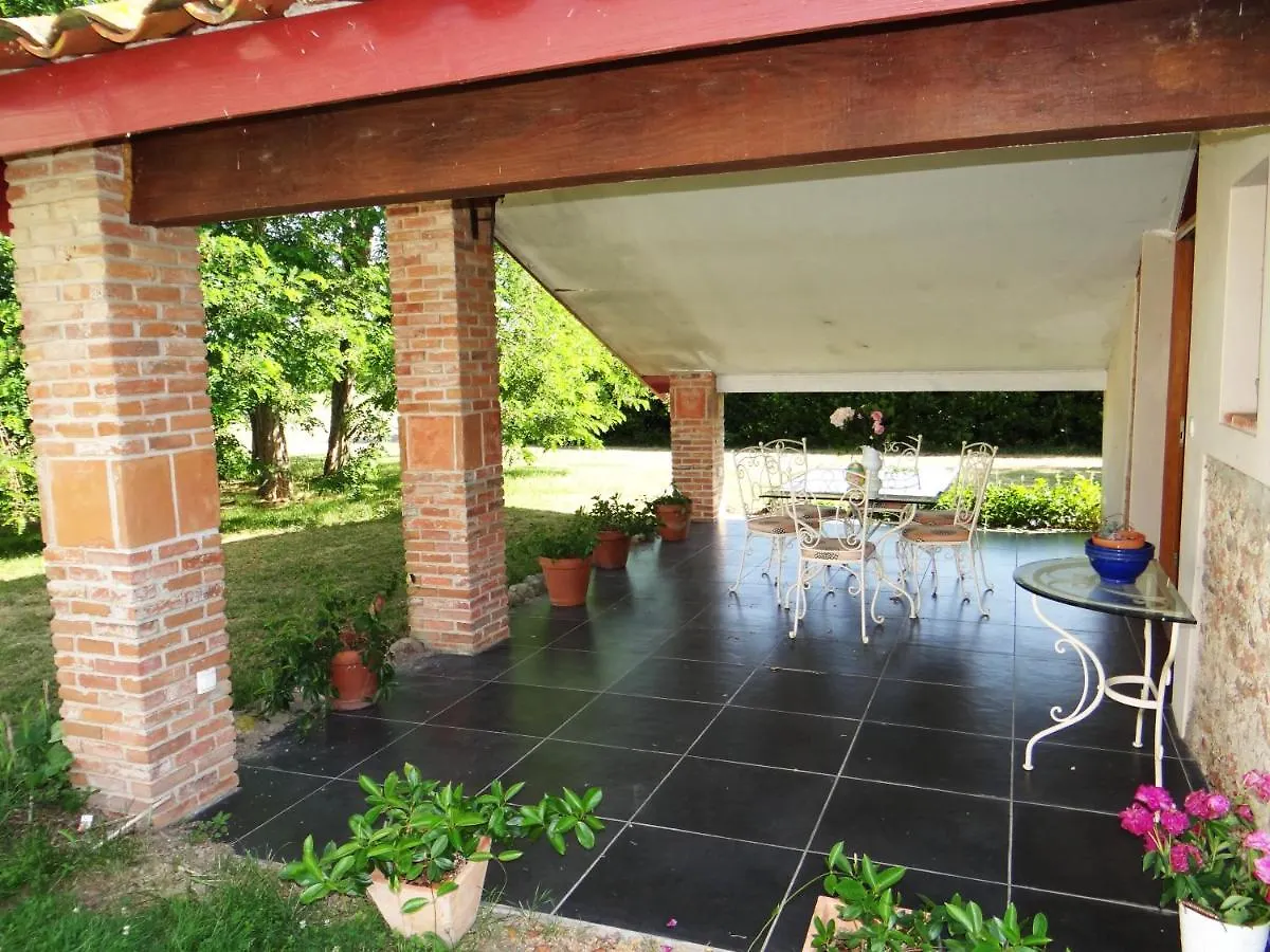 Location Gite 4 Personnes Mazeres - La Petite Maison